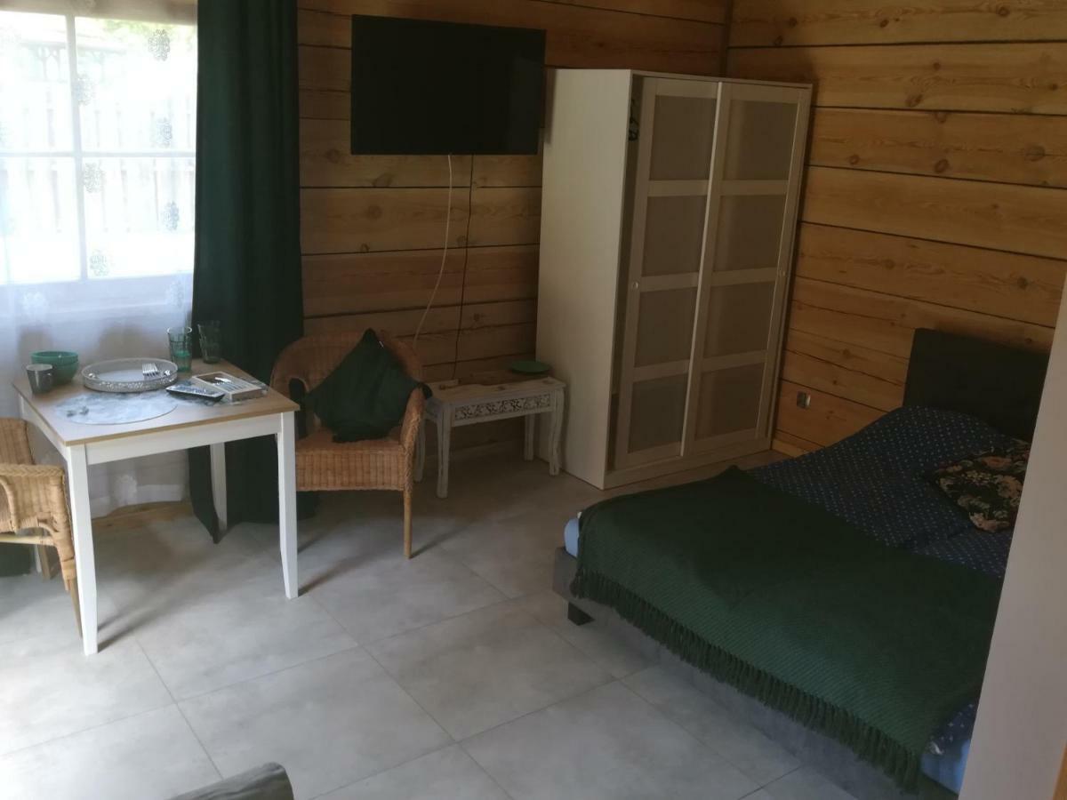 Fajna Chatka Ustrzyki Dolne Exterior foto